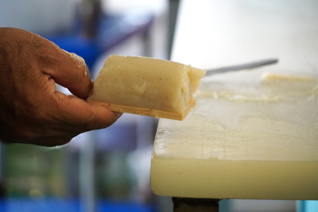 【海抜12m】 子供に食べさせたい練り物 ー別所蒲鉾ー